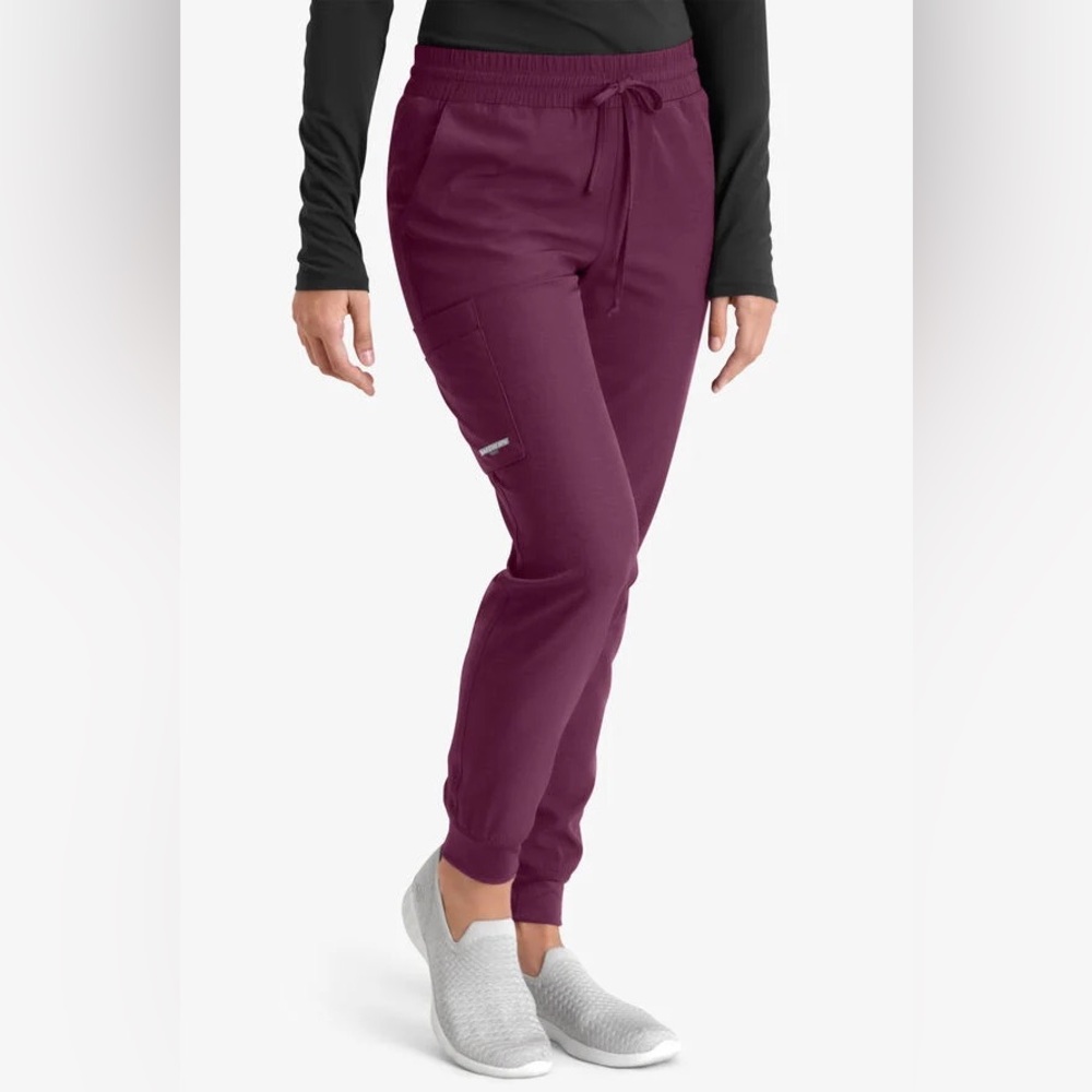 Skechers Barco Theory Women's Pocket Stretch Cargo Jogger Scrub Pants - Size SP